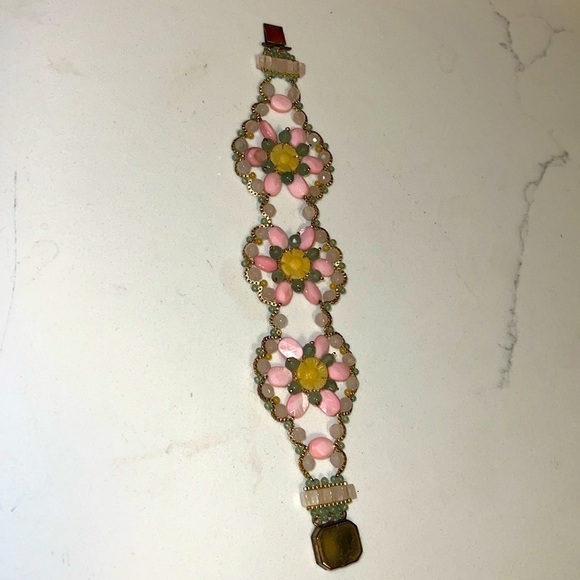 Jewelry - Natural Stone Vintage Crochet Macrame Stone and Chain Tonge and Groove Bracelet